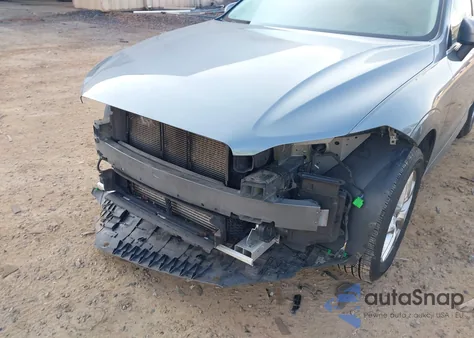 2018 Volvo Xc60 T5 Momentum из США, поврежденный, VIN YV4102RK2J1081399